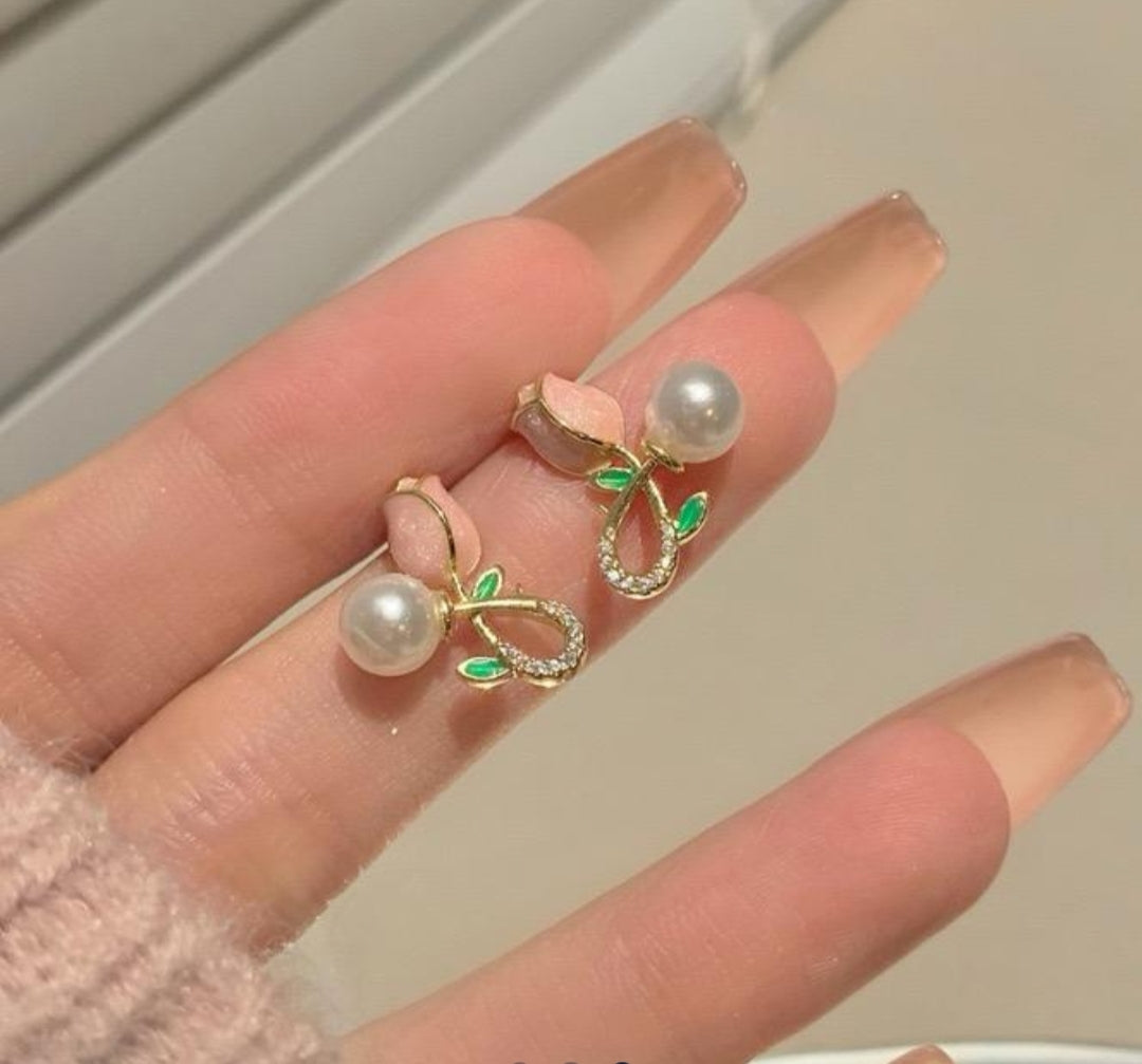 🌸 Pearl Blossom Drop Earrings