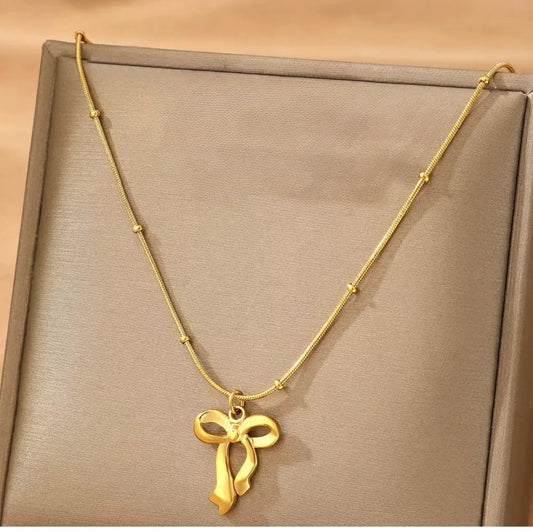 Drop Bow Necklace